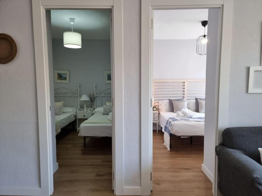 Aguadulce, Apto Santa Monica 2 Hab Con Terraza, Aire, Wifi, A 5 Min De La Playa Aguadulce  Exteriör bild